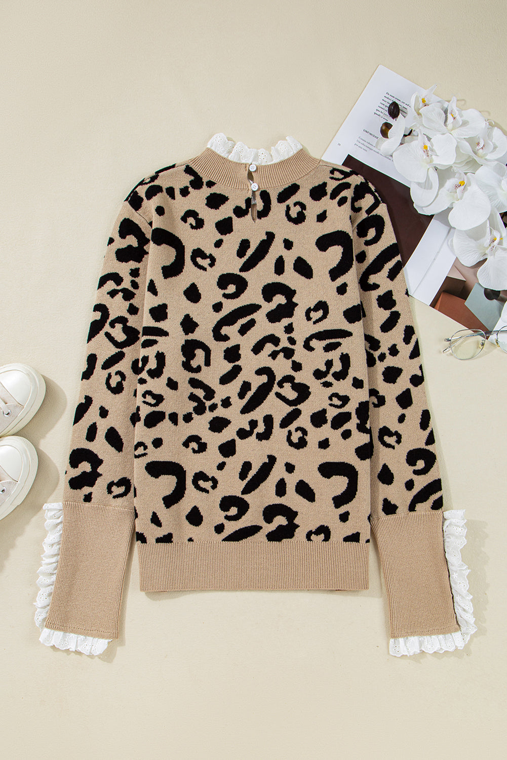 Pattern Lace Leopard Lace Rib-Knit Detail Button Cuffed Knit Top
