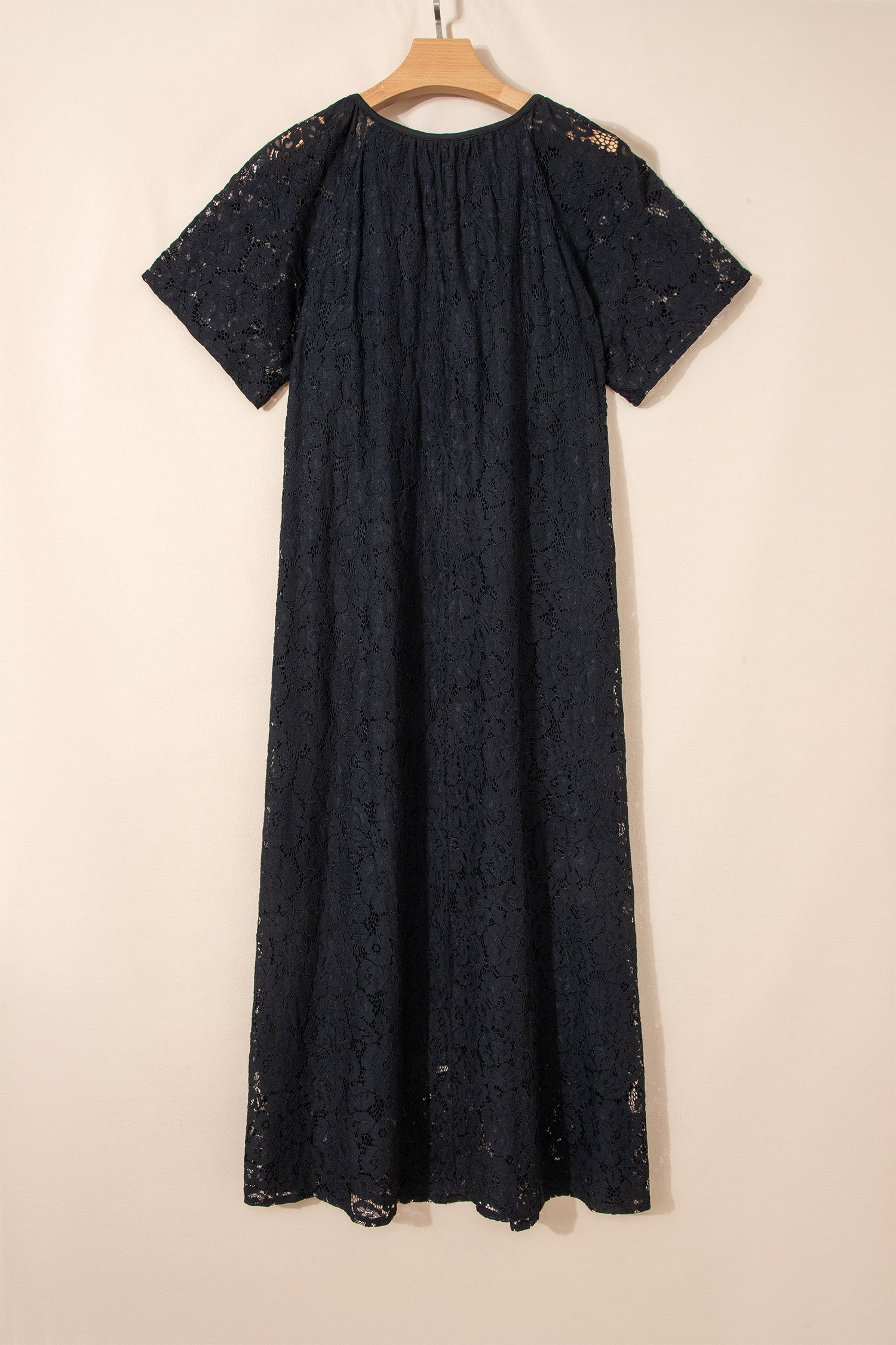 Lace Tie Overlay Tassel Short-Sleeved Beach Vacation Loose Maxi Dress in Black