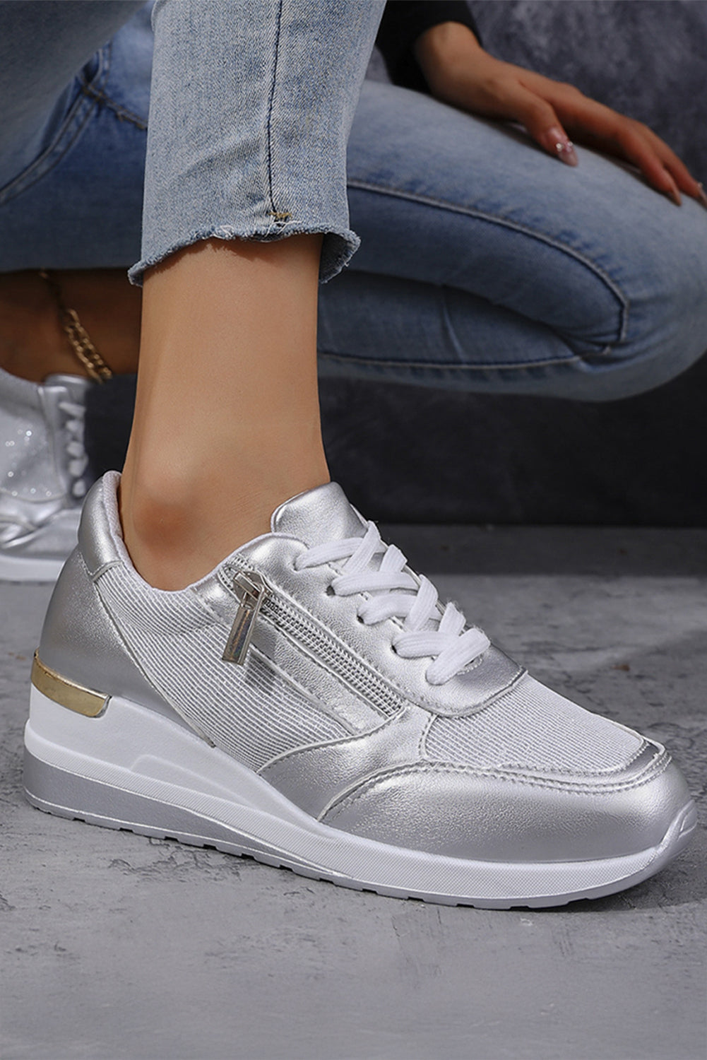 PU Zip Leather Patchwork Lace-up Sneakers