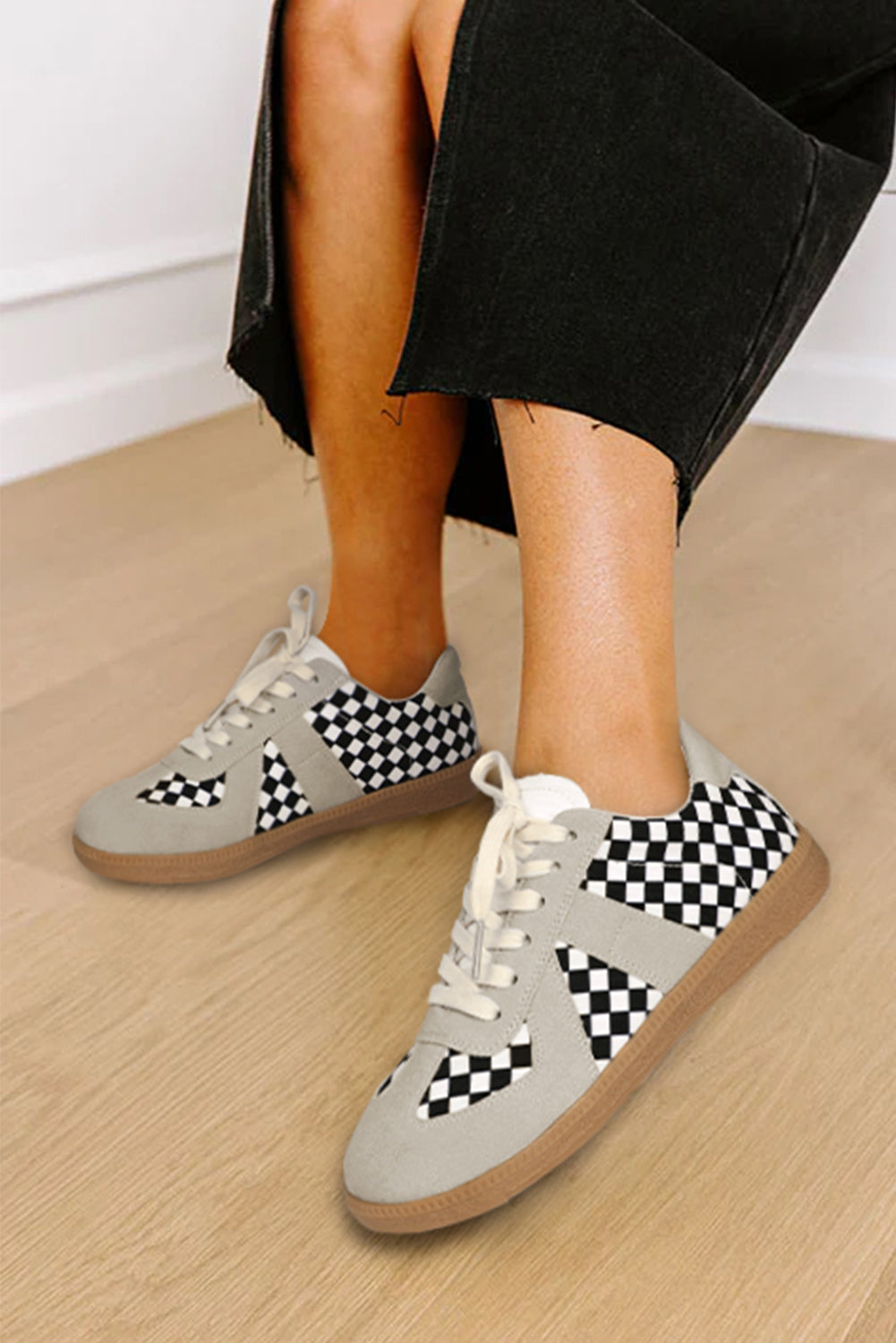 Lace-up Checkerboard Patchwork Flat Leatherette Shoes