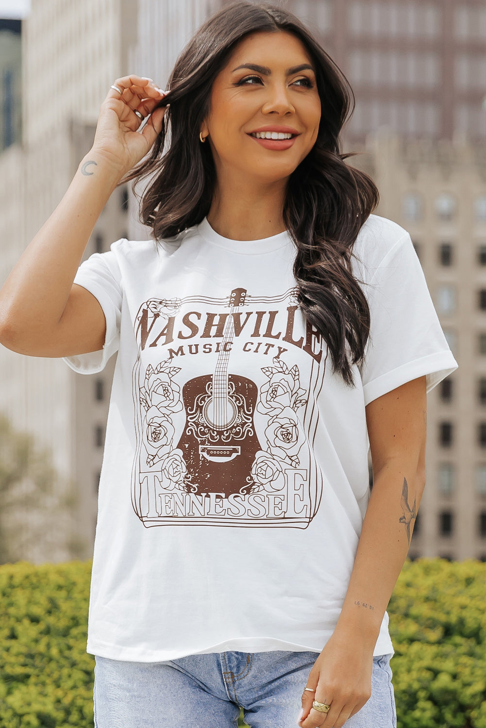 Women's NASHVILLE MUSIC CITY Graphic-Print Crew Neck Tee