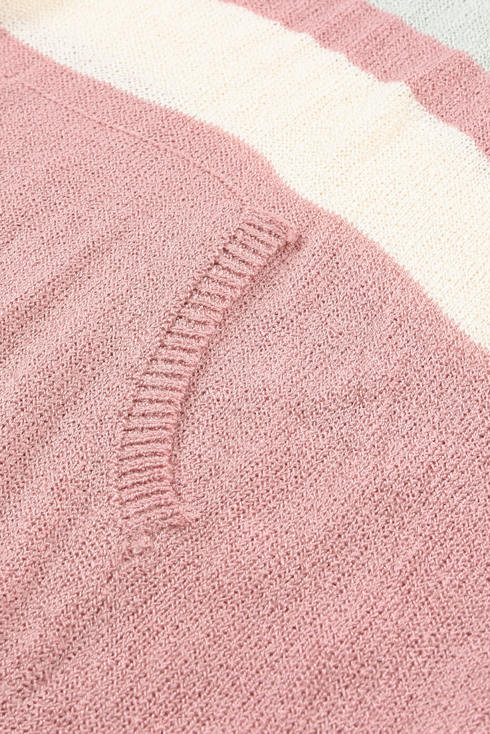 Women's Hooded Sweater Featuring Knitted Kangaroo