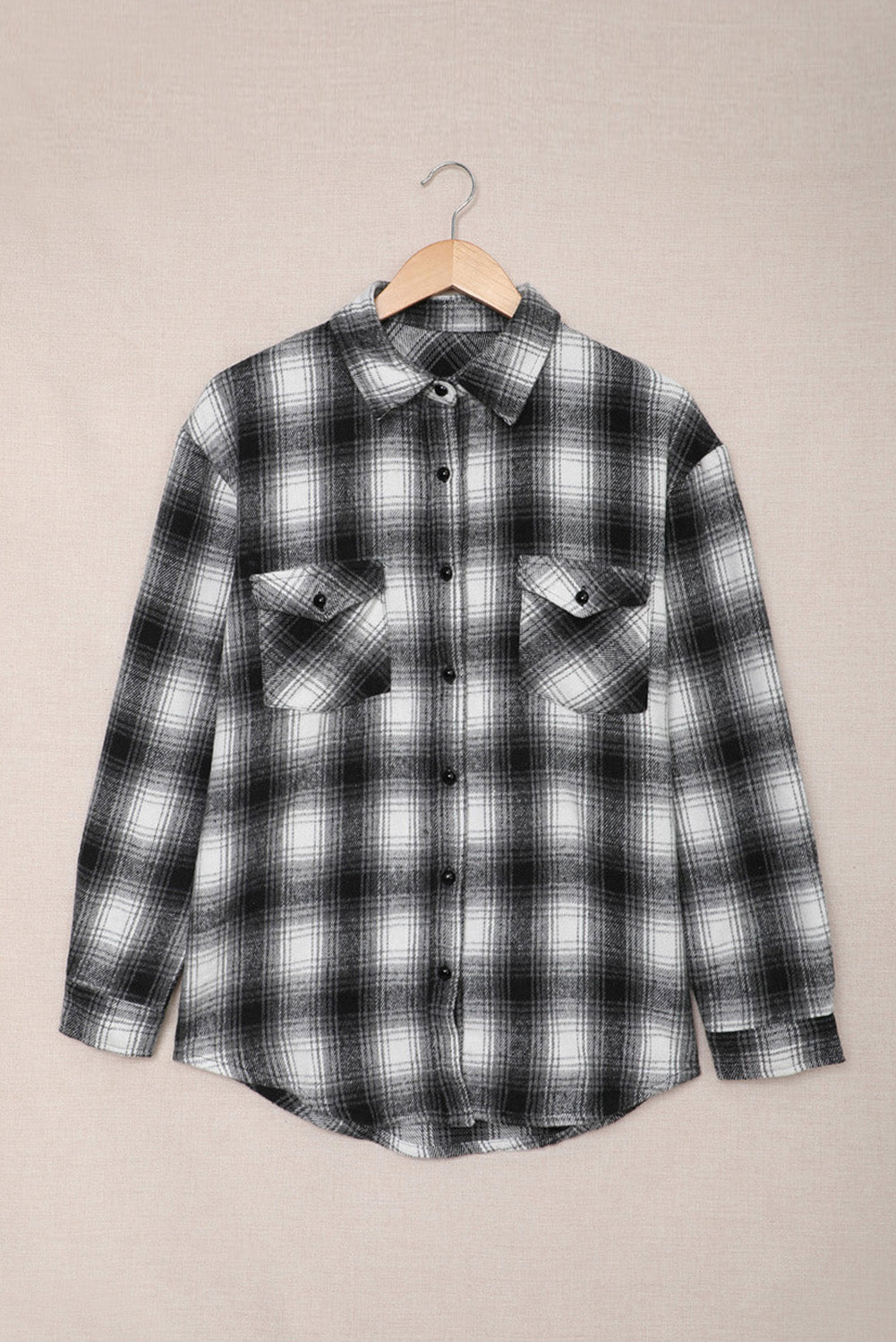 Women's Shacket Featuring Buttons Pocket-Detail Plaid