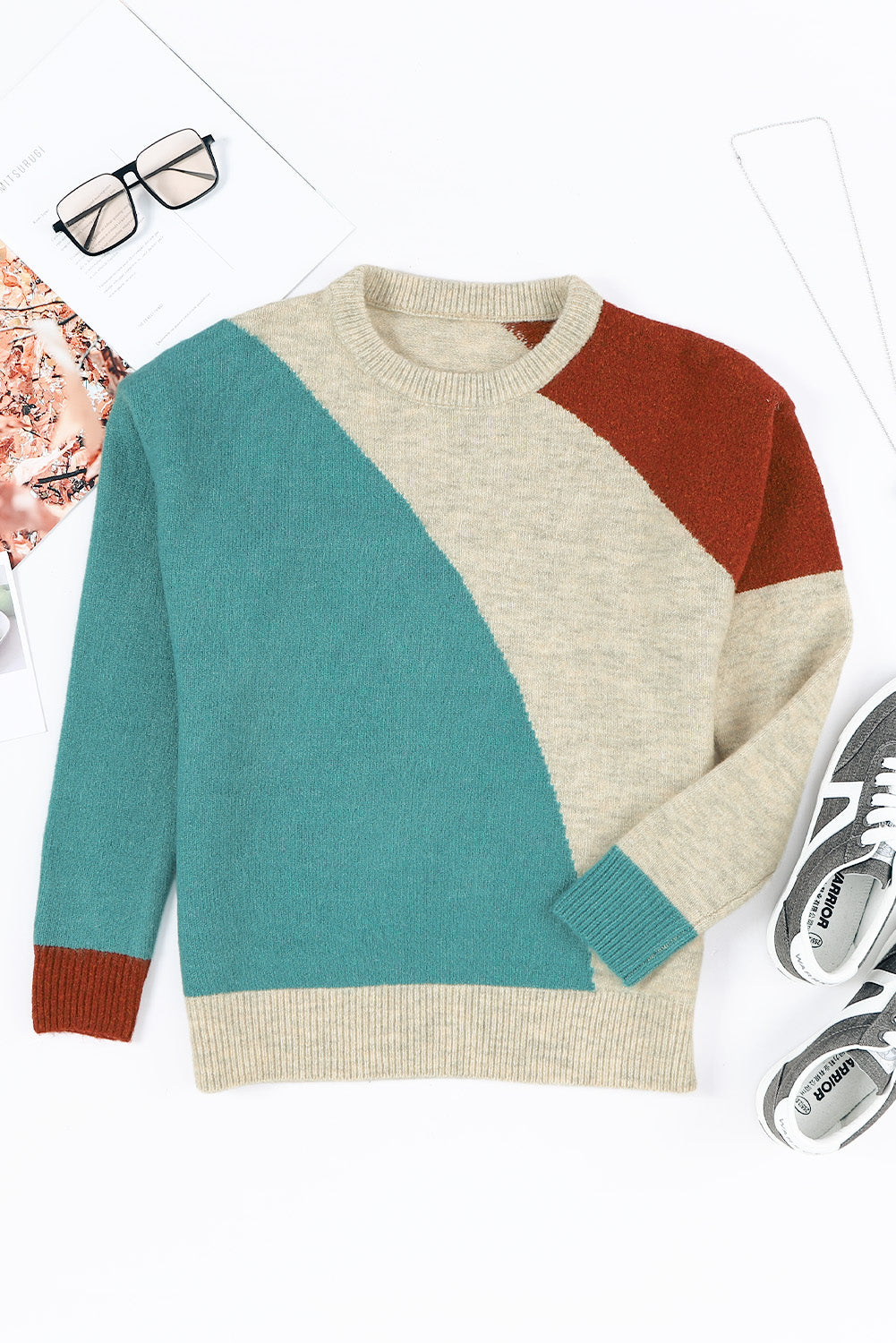 Women's Sweater with Rib-Knitted Trim Round Neck