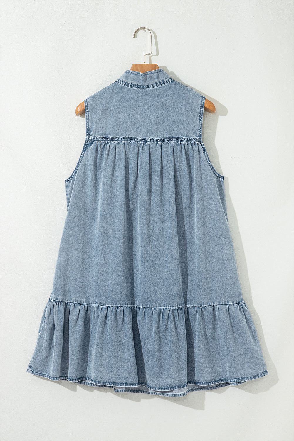 Sleeveless Bowknot Neck Ruffled Chambray Dress