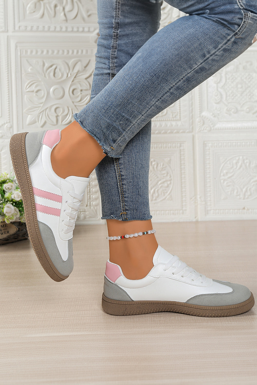 Leather Colorblock PU Patchwork Lace Up Flat Shoes in Pink