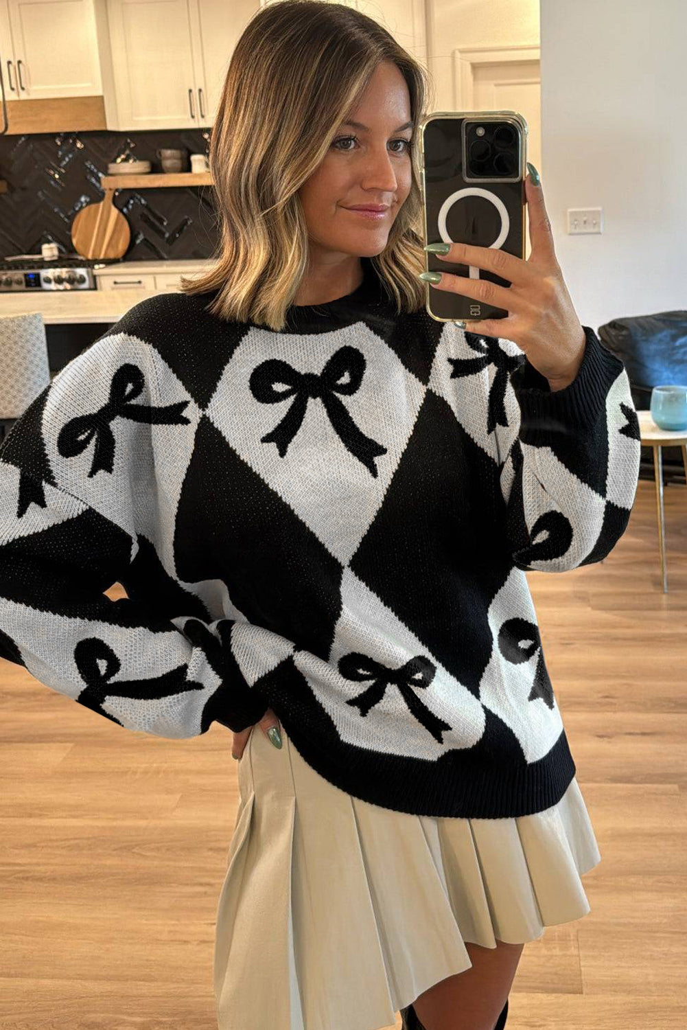 Bow Print 2-tone Rhombus Knit Loose Knit Top