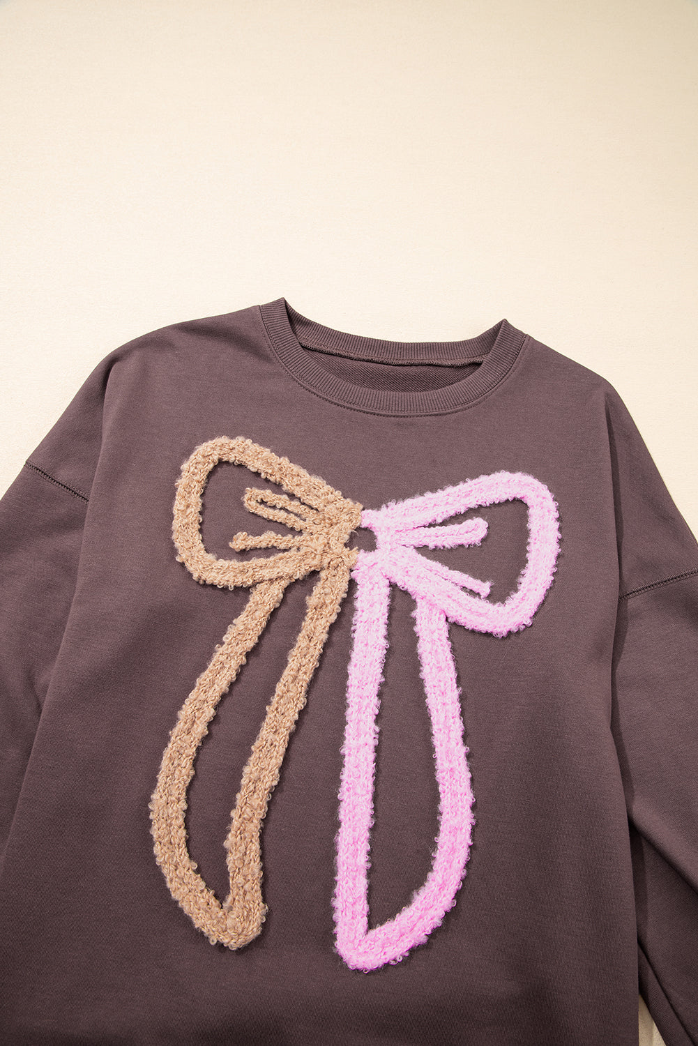 Terry Bow Contrast Bow Pattern Drop-Shoulder Sweatshirt