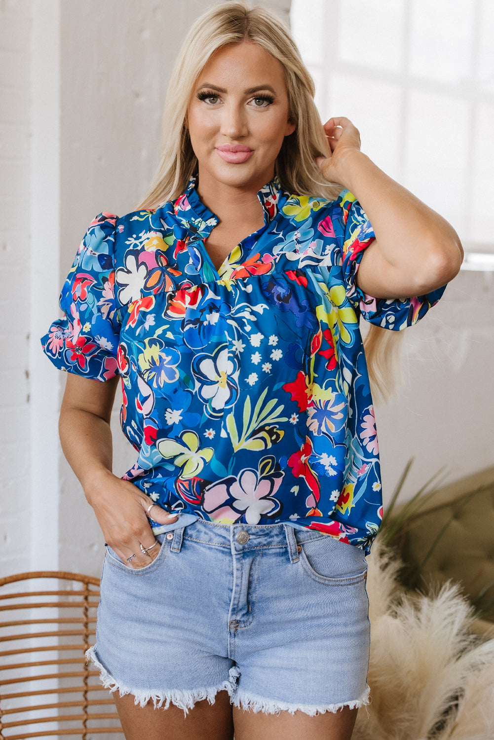 Flower Print Collared V-Neck Puff Short-Sleeved Loose Blouse