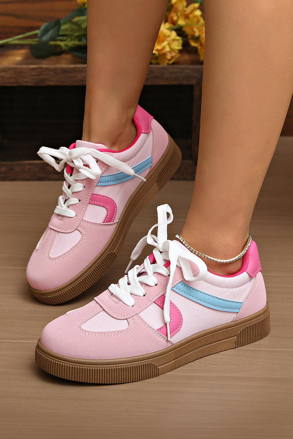 PU Leather Colorblock Leather Patchwork Lace Up Flat Shoes
