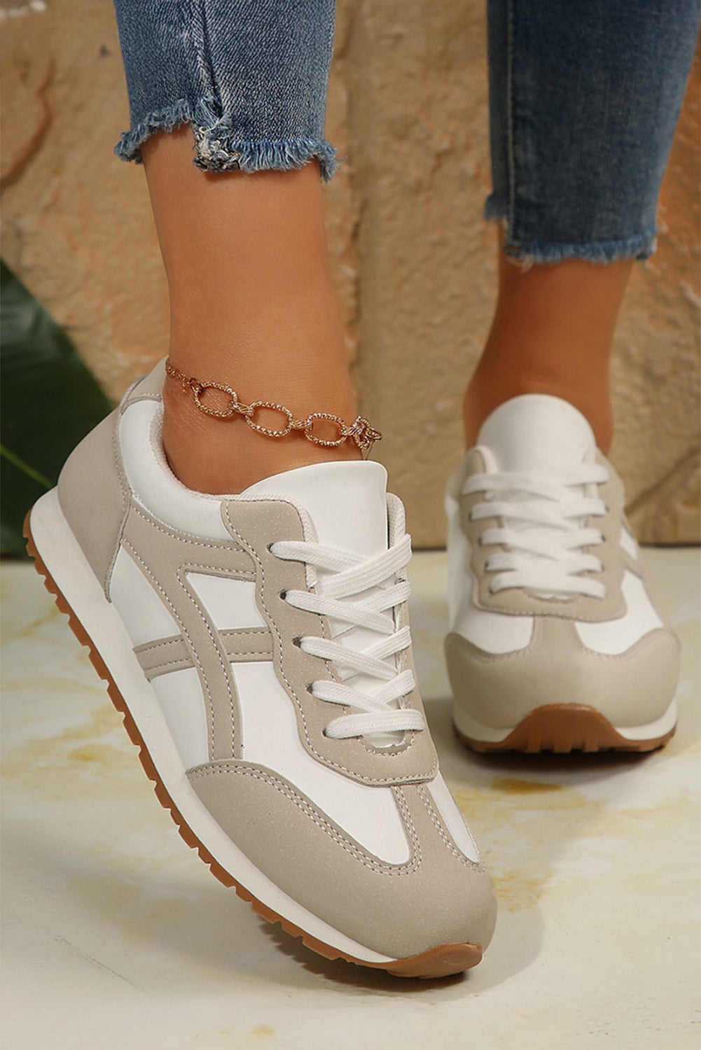 Colorblock Lace-up PU Leather Sneakers Style