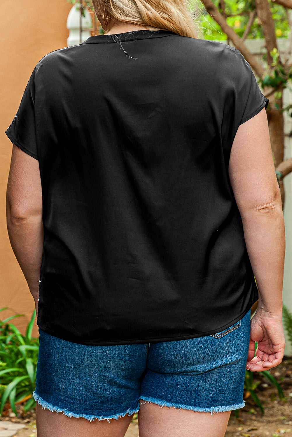 Women's Plus Size Sequined V Neck Tee