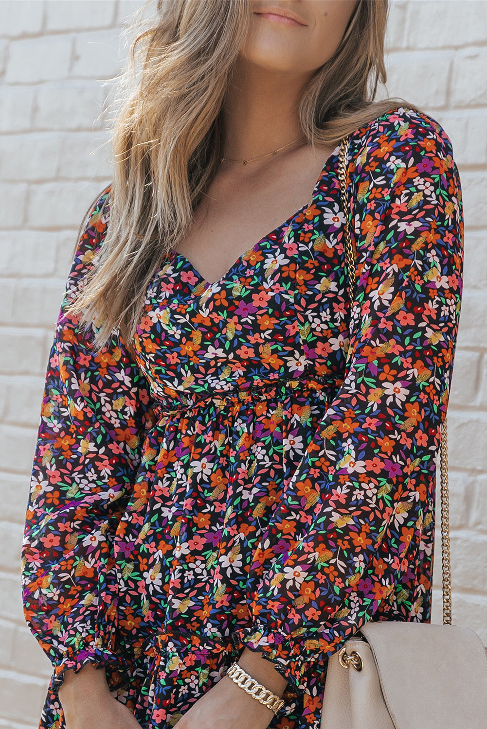 Women's Floral Dresses Featuring Wrapped V Neckline