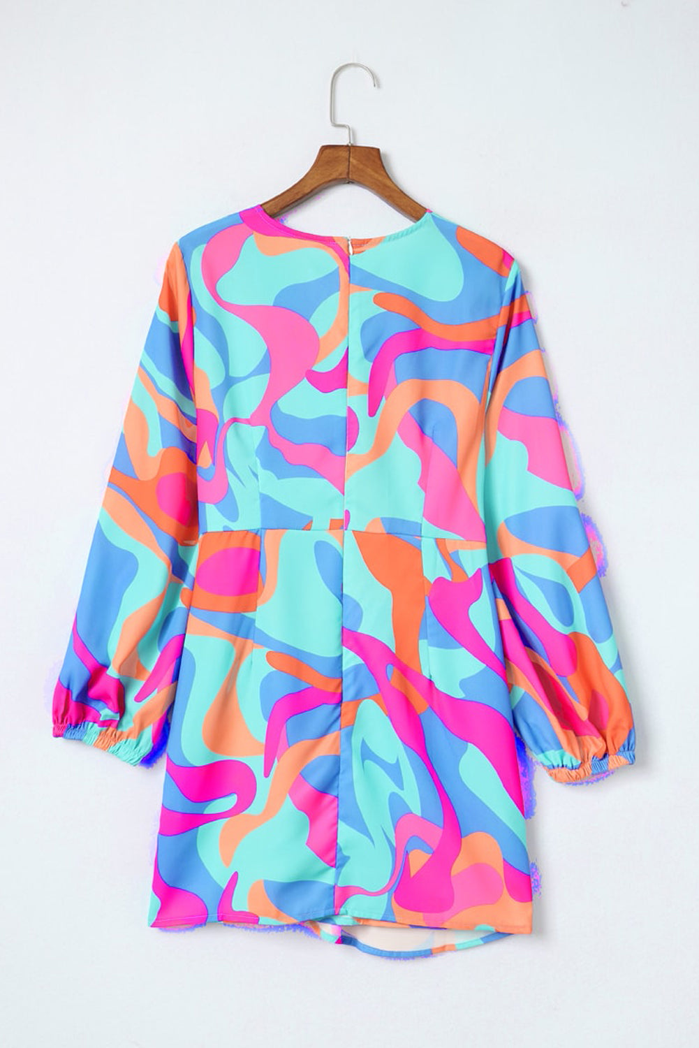 Women's Dress Featuring Balloon Sleeve Abstract Wrap