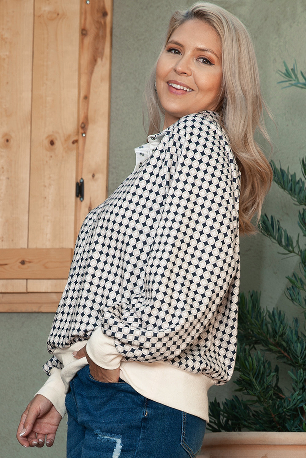Women's Two Tone Plus Size Pullover Sweatshirt