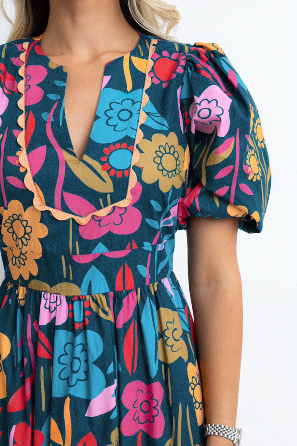 Women's Maxi Dress Featuring Retro Floral-Print Split Neck