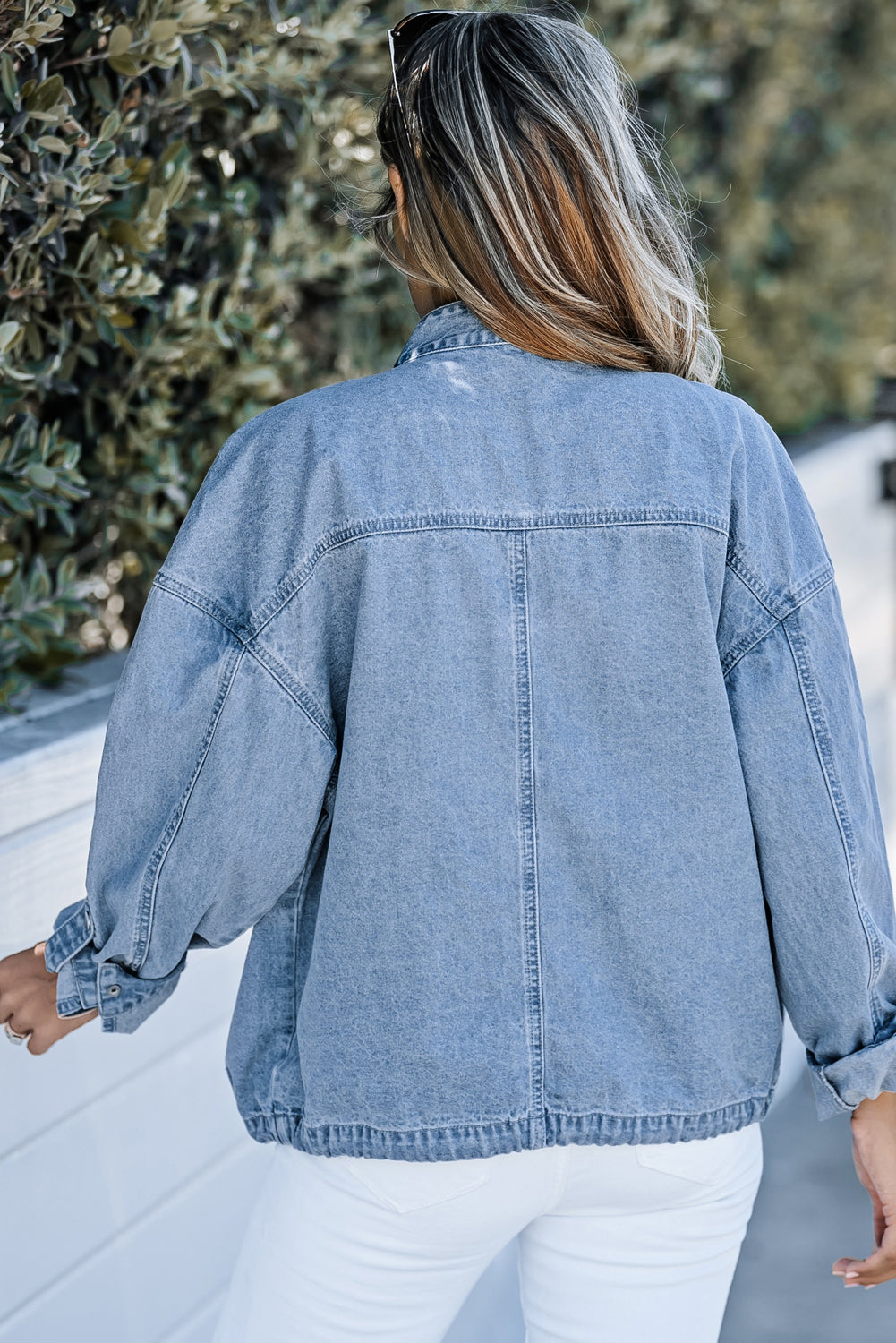 Denim Jacket for Women Roll-Up Tab Sleeve Button Down Pocket