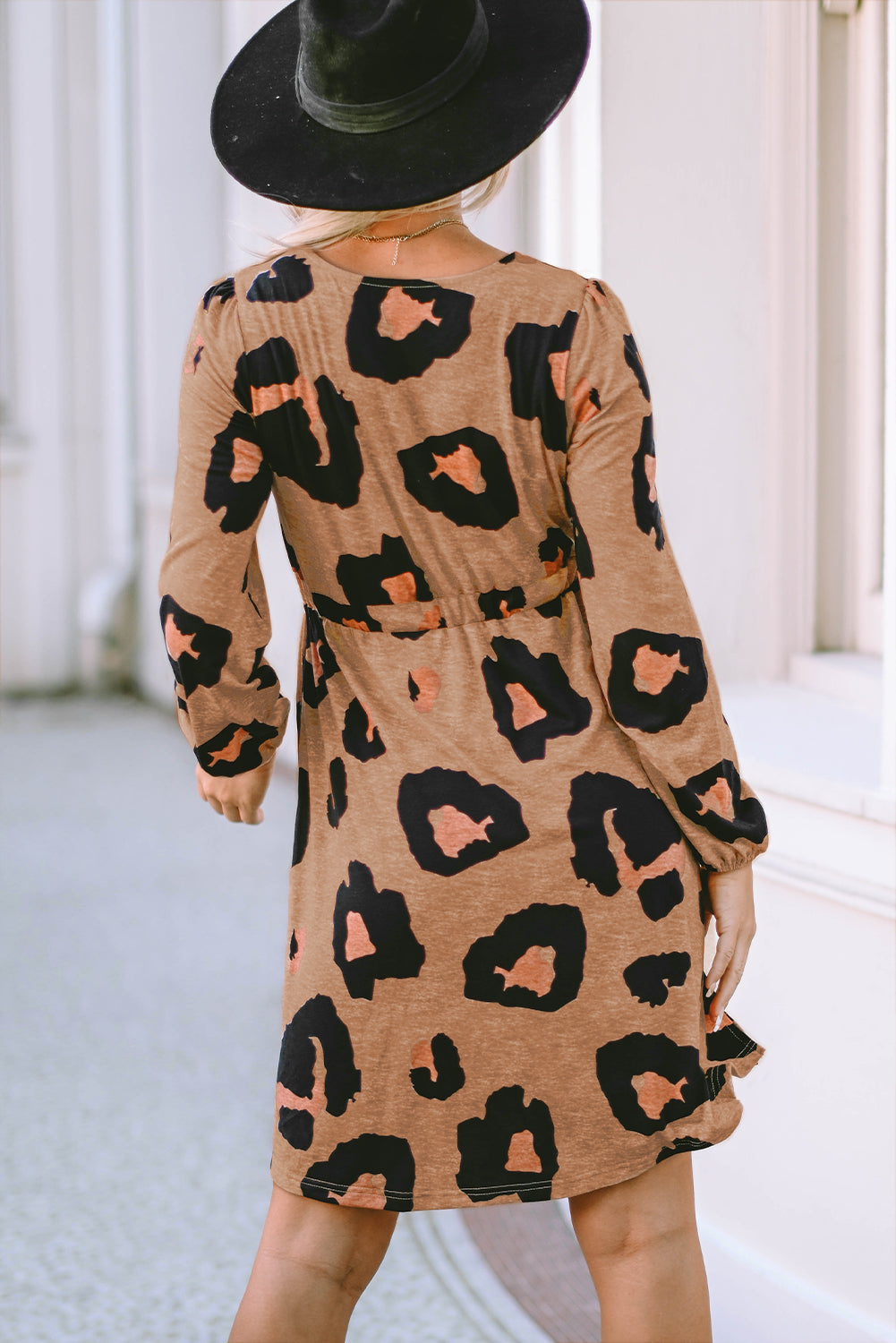 Women's Dress Featuring Front Bubble Sleeve Loose Knitted
