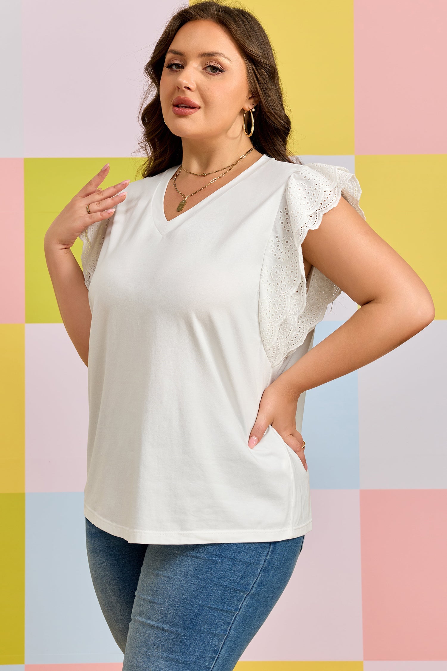 Eyelet Crochet Splicing Short-Sleeved Plus Size Tee in White