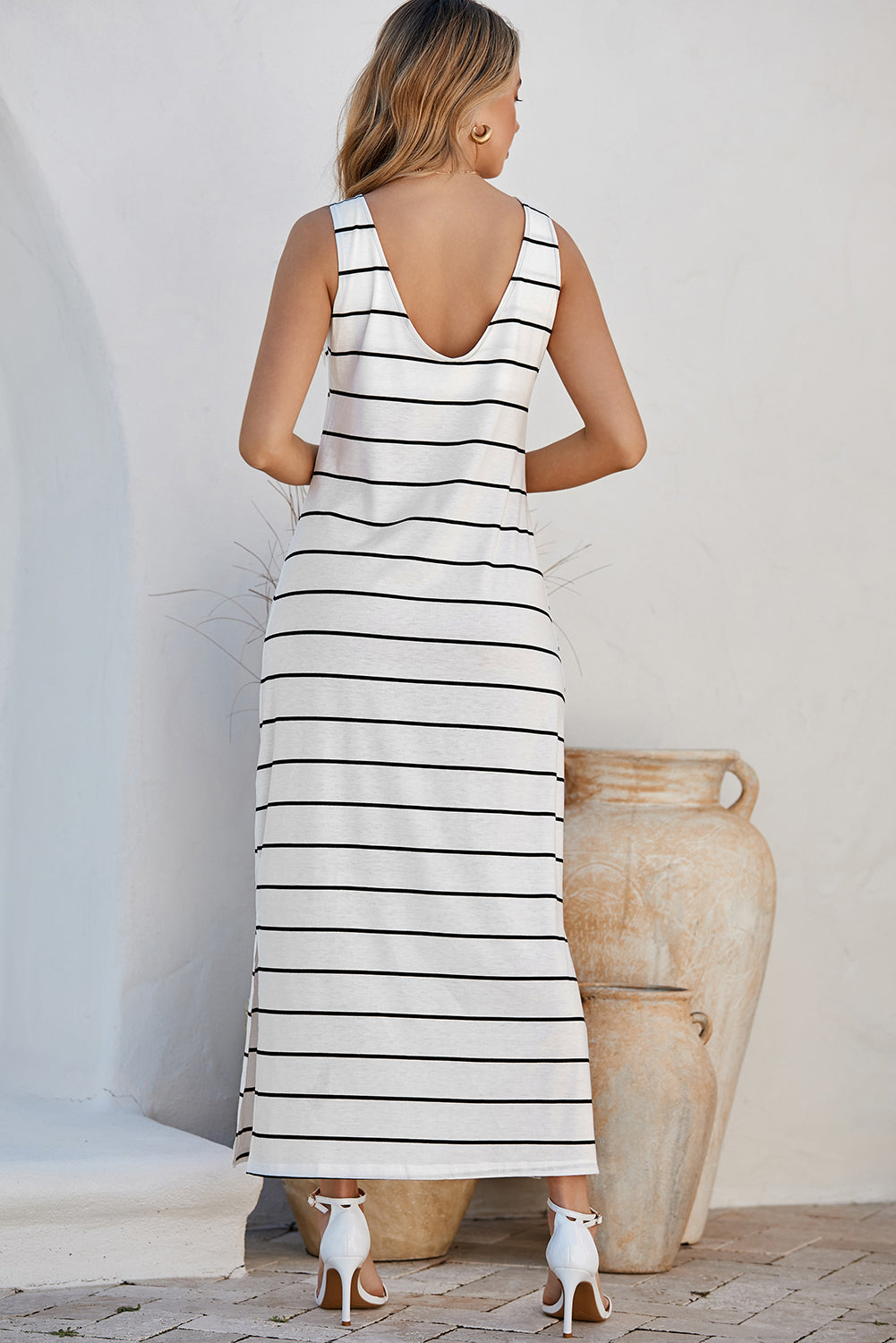 Women's Open-Back Sleeveless Maxi Dress
