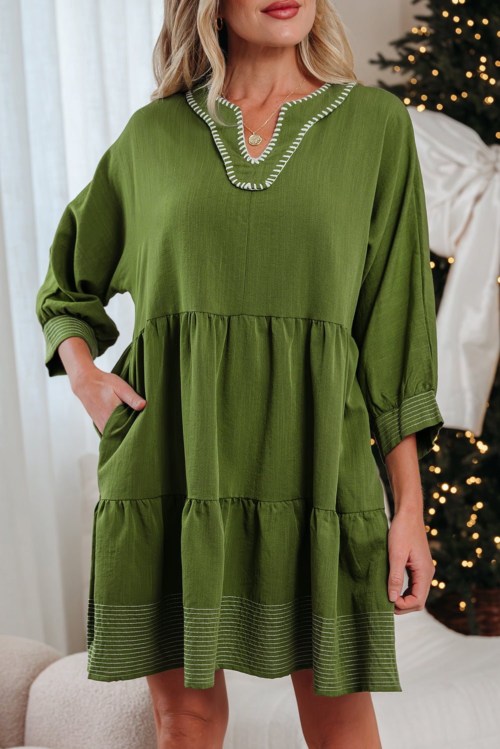 Contrast Stitched V-Neck 3/4 Sleeve Tiered Mini Dress