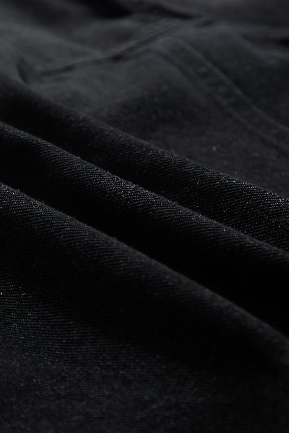 Ruffled Raw Edge Short-Sleeved Denim Jacket in Black