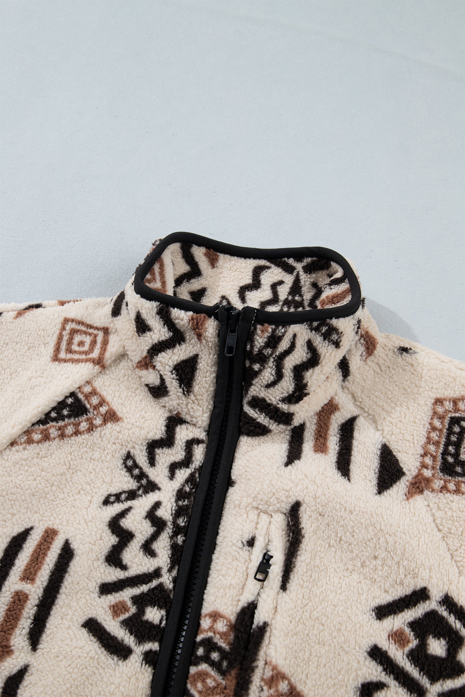 Geometric Print Zip-Front Placket Binding Tape Jacket in Beige