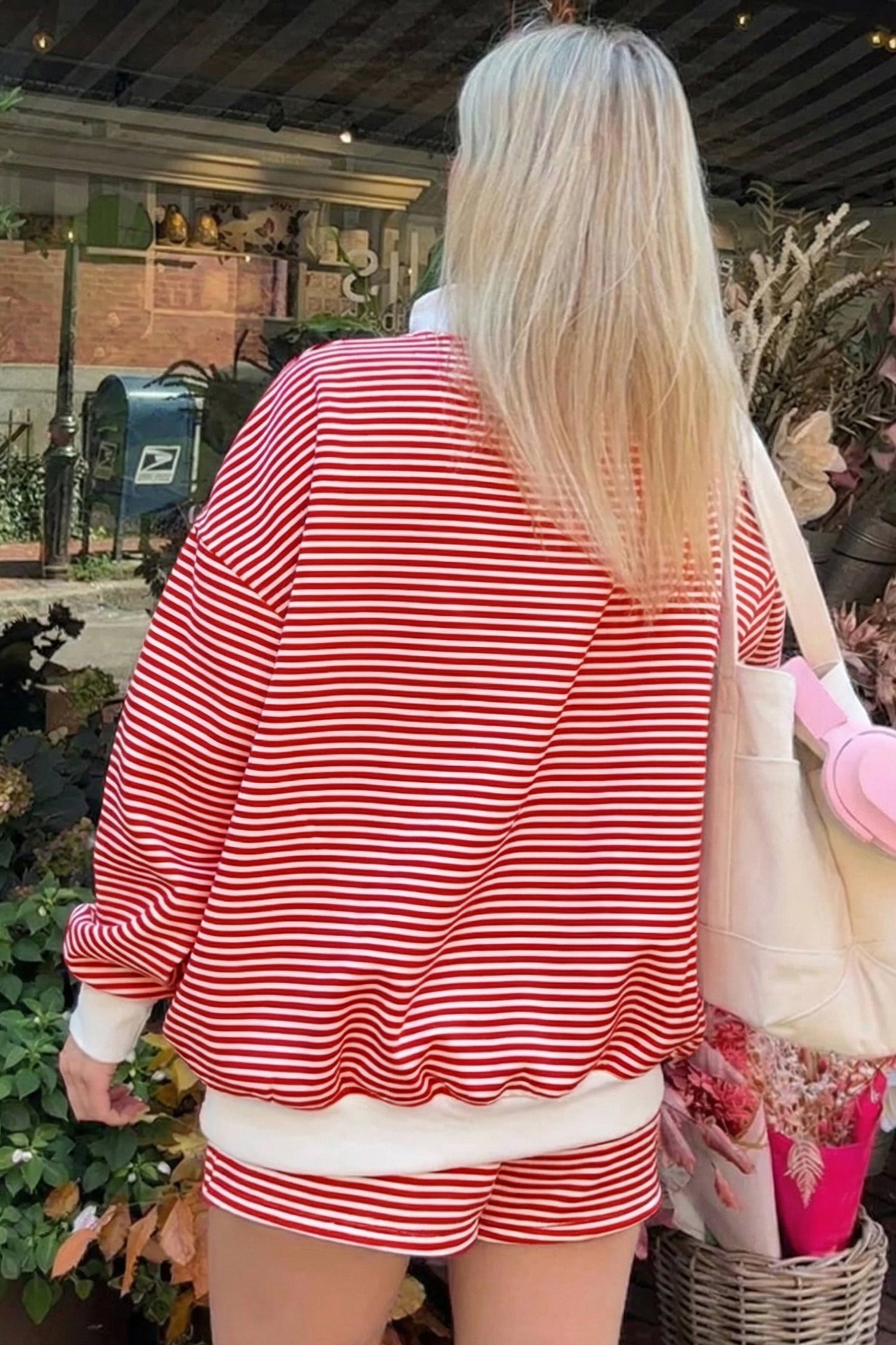 Stripe Sweatshirt Oversize Mock-Neck and Shorts Set in Red