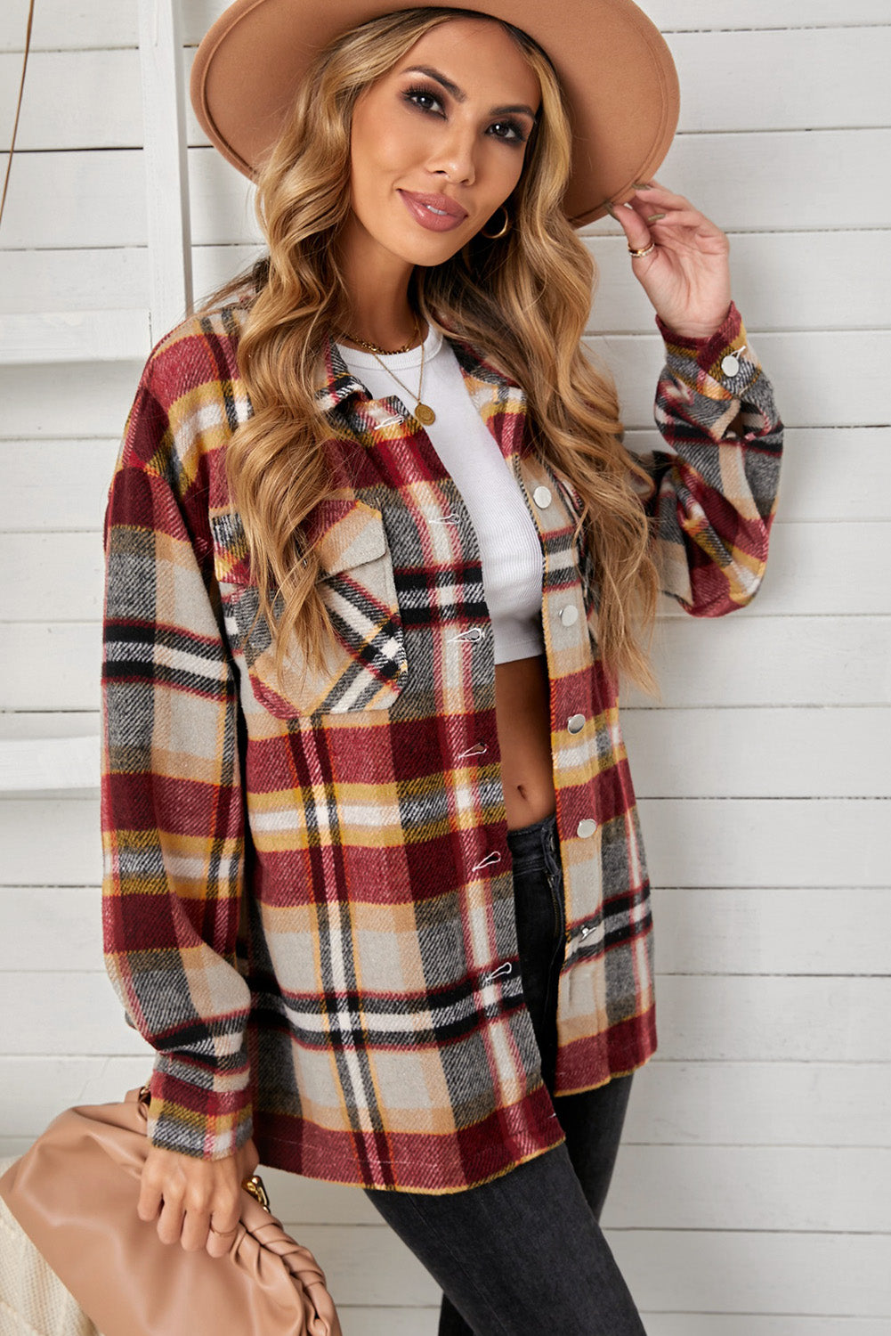 Women's Shacket Featuring Pocket-Detail Shirt Plaid Print