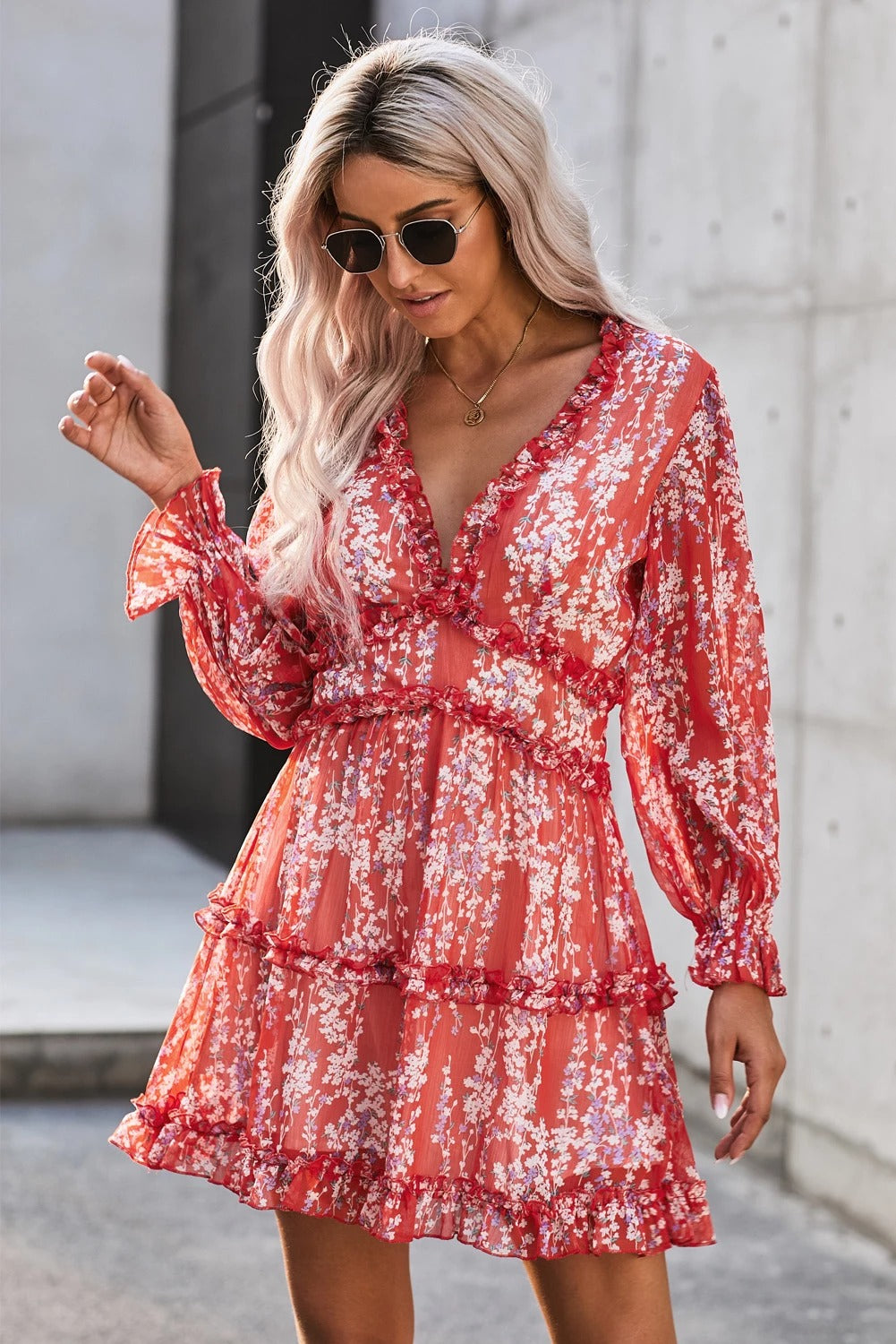 Women's Red Ruffle-Trimmed Detailing Long-Sleeve Open-Back Floral-Print Dress