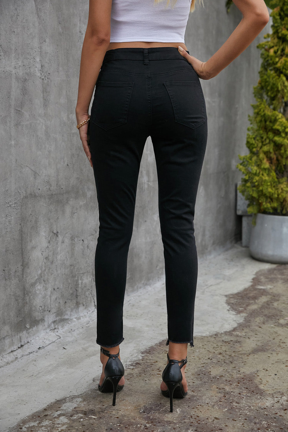 Jeans for Women Plain High-Rise Buttons Frayed Cropped Denim Women's Black