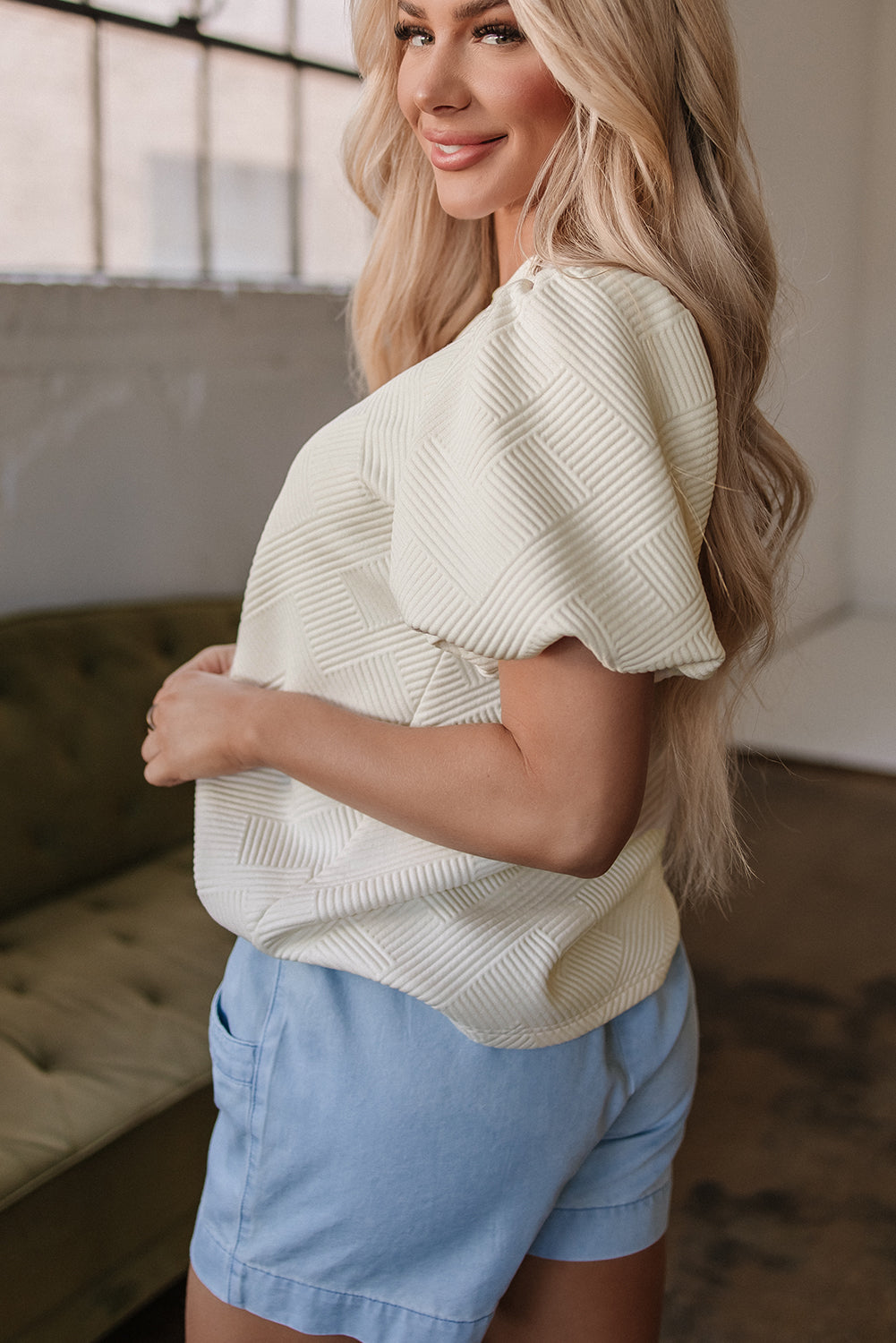 Textured Puff Sleeve T-shirt