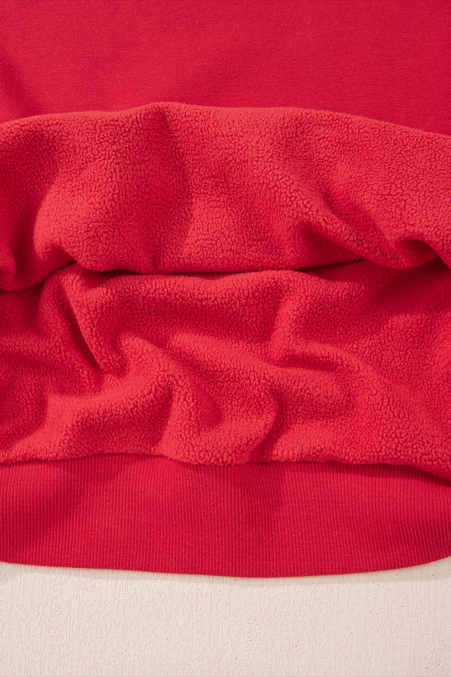 Oversize Sweatshirt Reversible Mock-Neck in Red