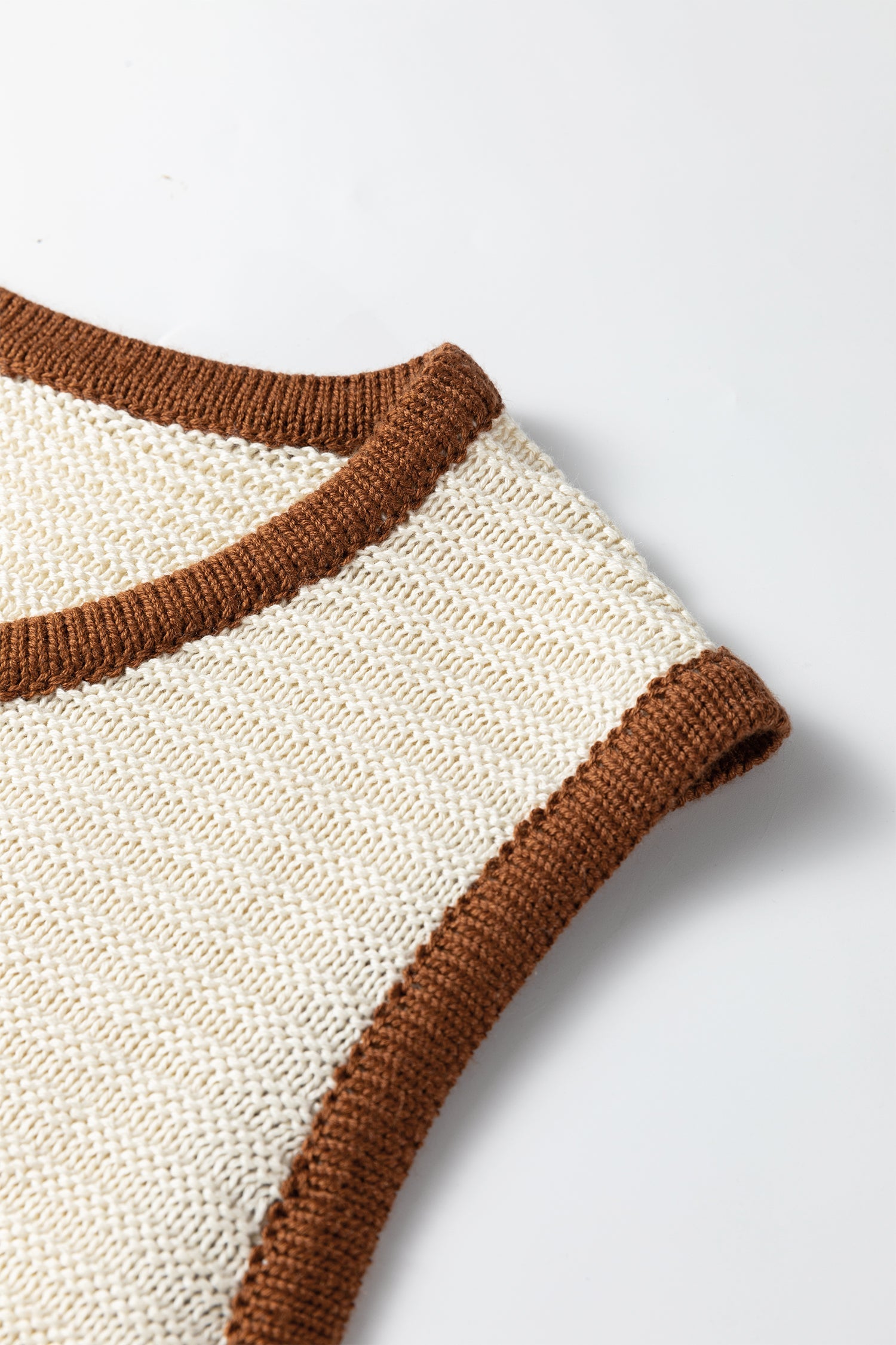 Horizontal Contrast Rib-Knit Knit Trim Ties Front Knit Top Vest