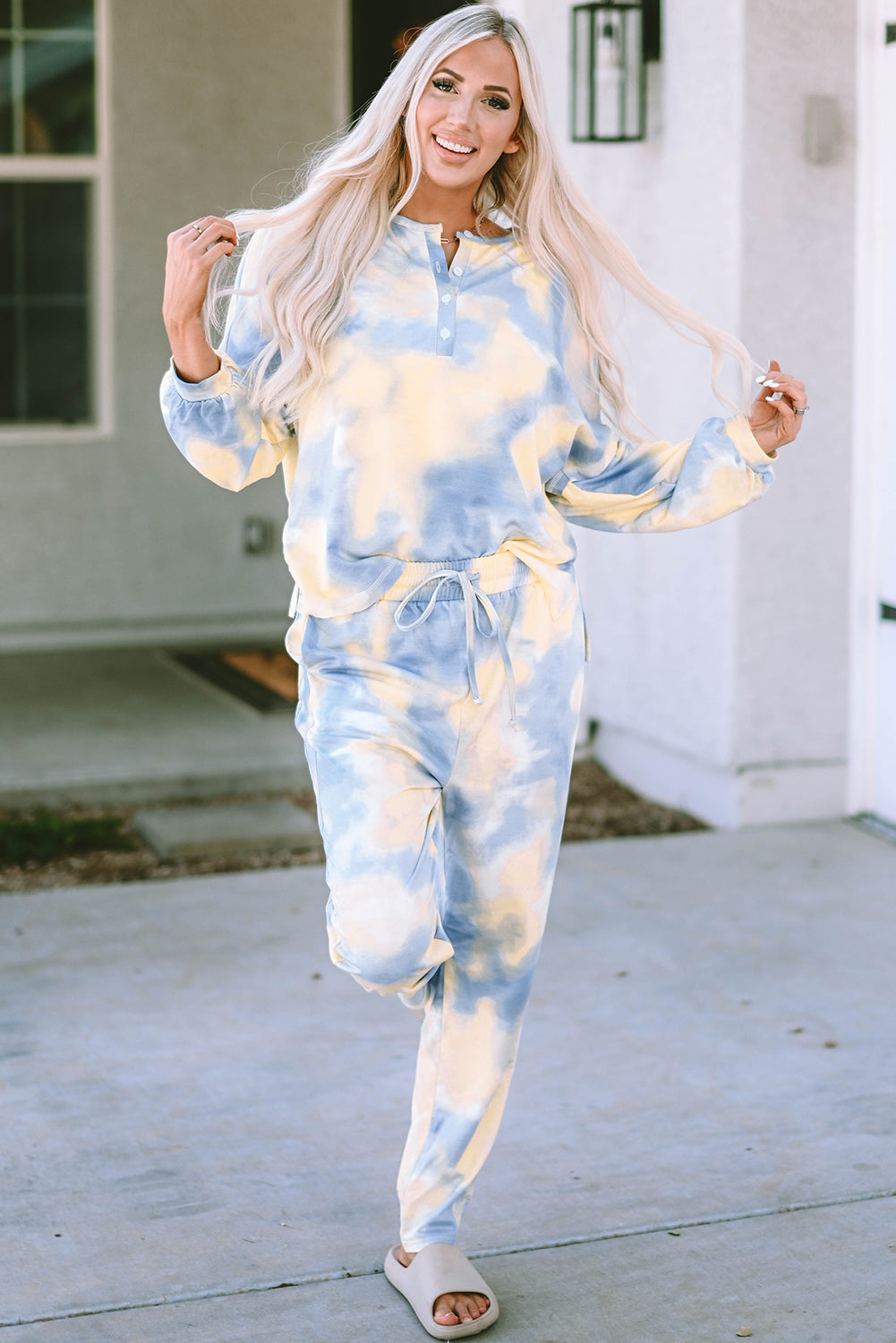 Women's Outfit Featuring Pants Top Drawcord
