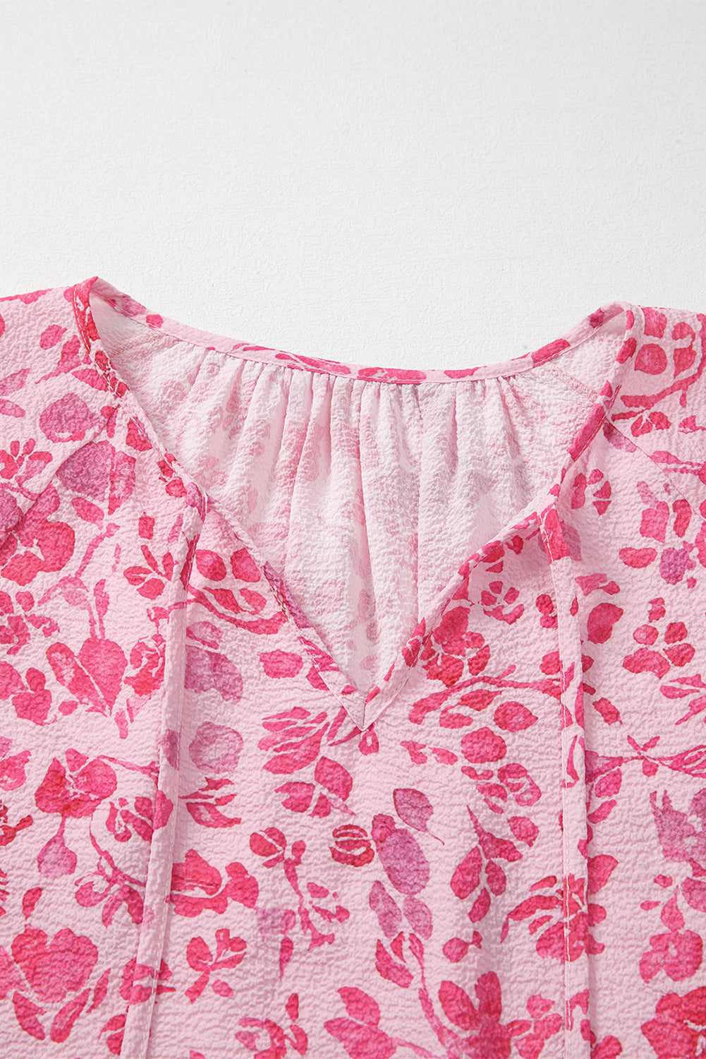 Sleeve Floral Puff Split Neck Lightweight Blouse