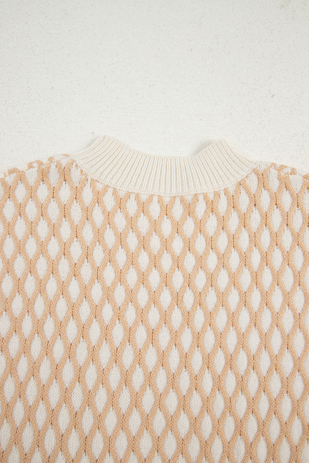 Knit Rhombus Textured Mock-Neck Knit Top in Smoke Gray
