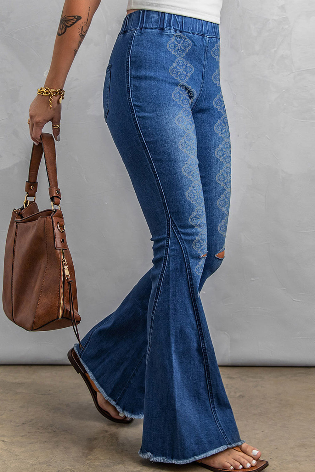 Women's Blue Raw-Edge Flared Jeans