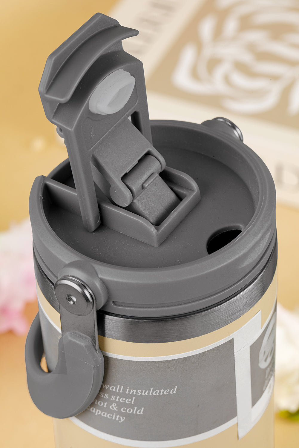 Insulated Vacuum Minimalist Vacuum Cup with Handle 30oz