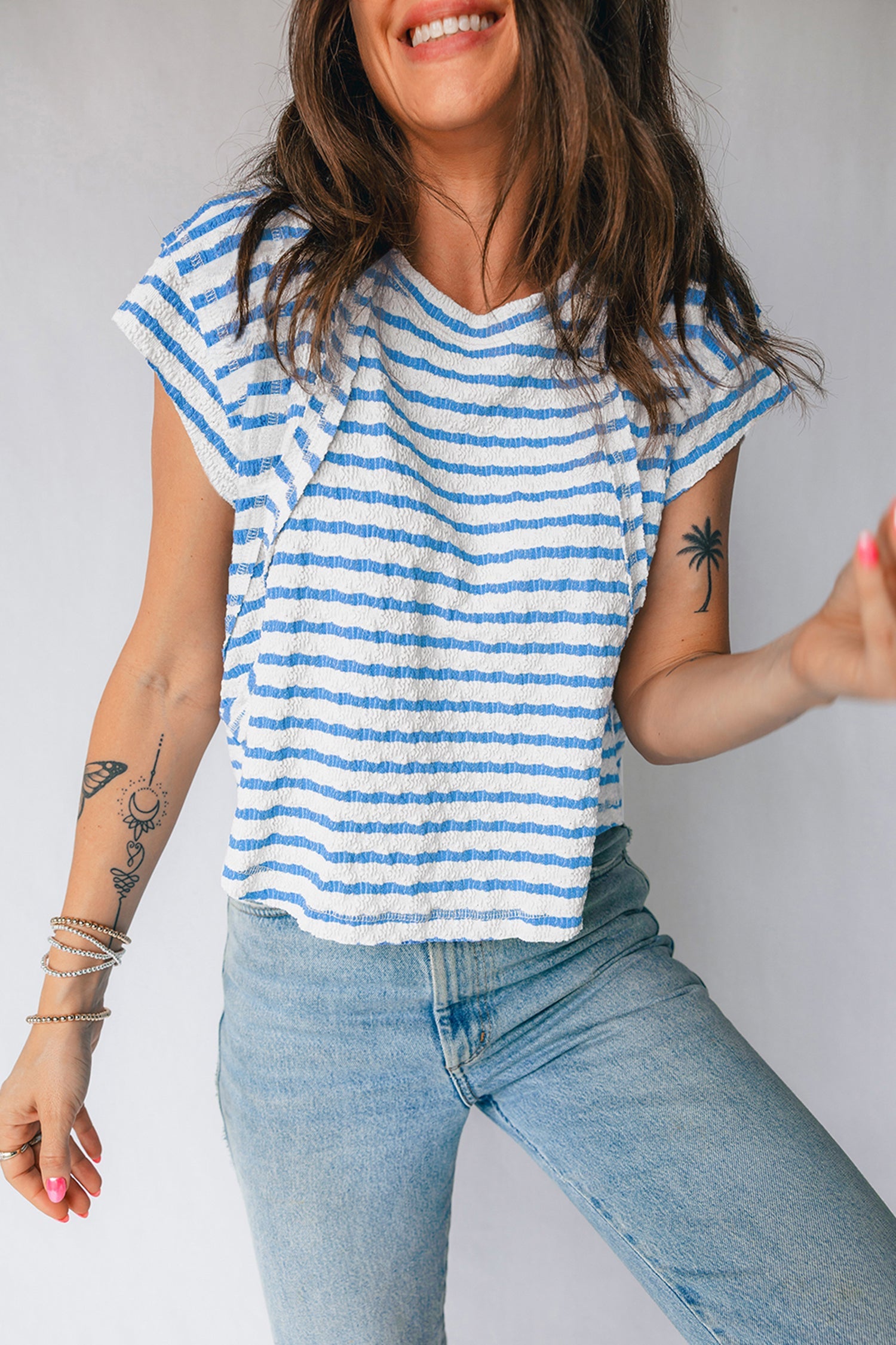 Stripe Textured Short-Sleeved Patchwork T Shirt in Blue