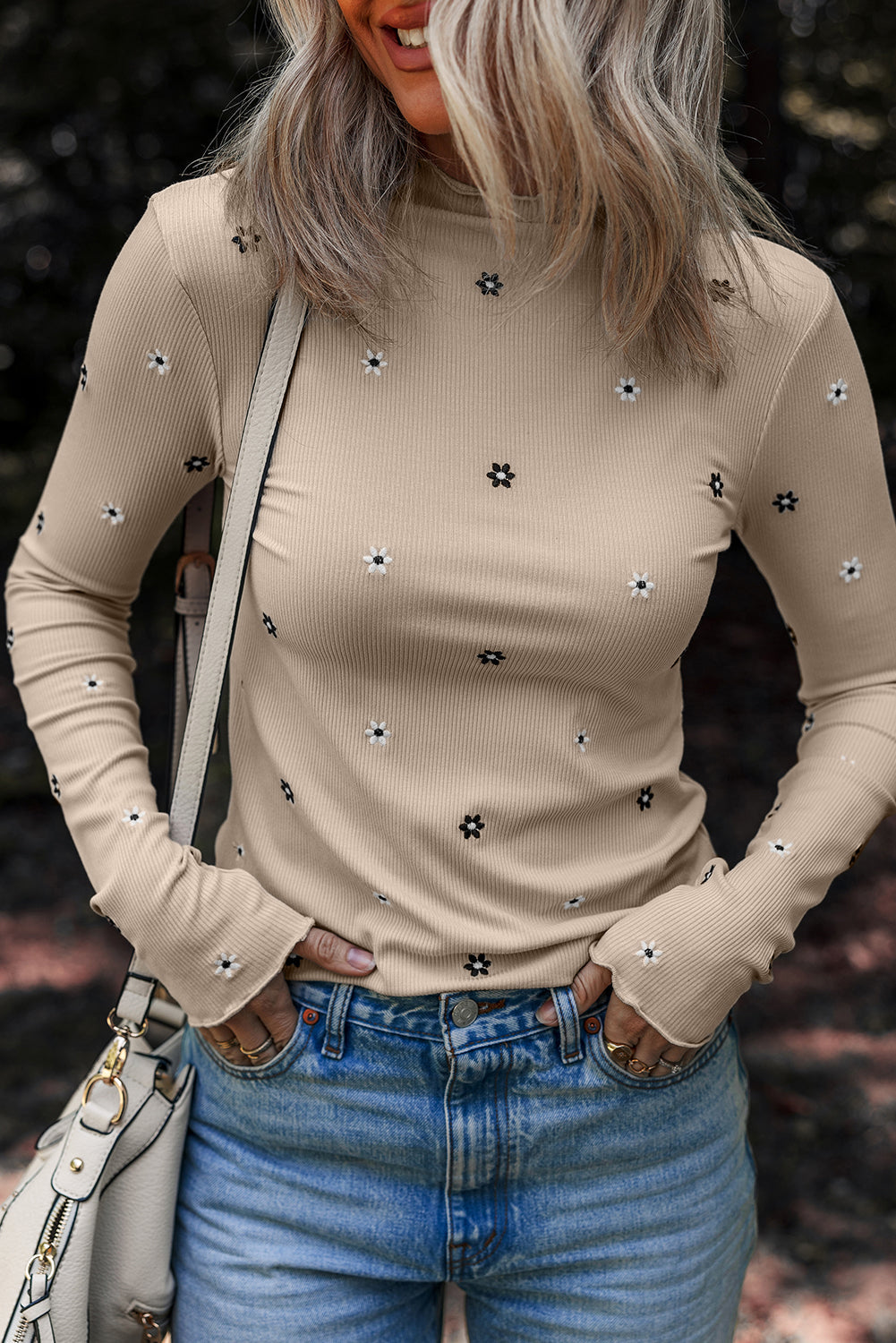 Floral Jet Stream Embroidered Detail Rib-Knit Long-Sleeved Top