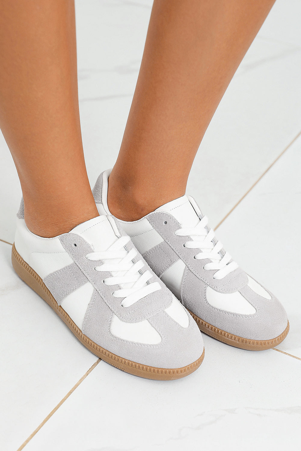 Suede PU Leather Patched Lace-up Flat Shoes