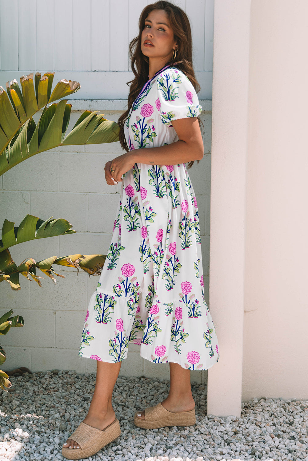 Polished Puff White Floral Short-Sleeved V-Neck Maxi Dress