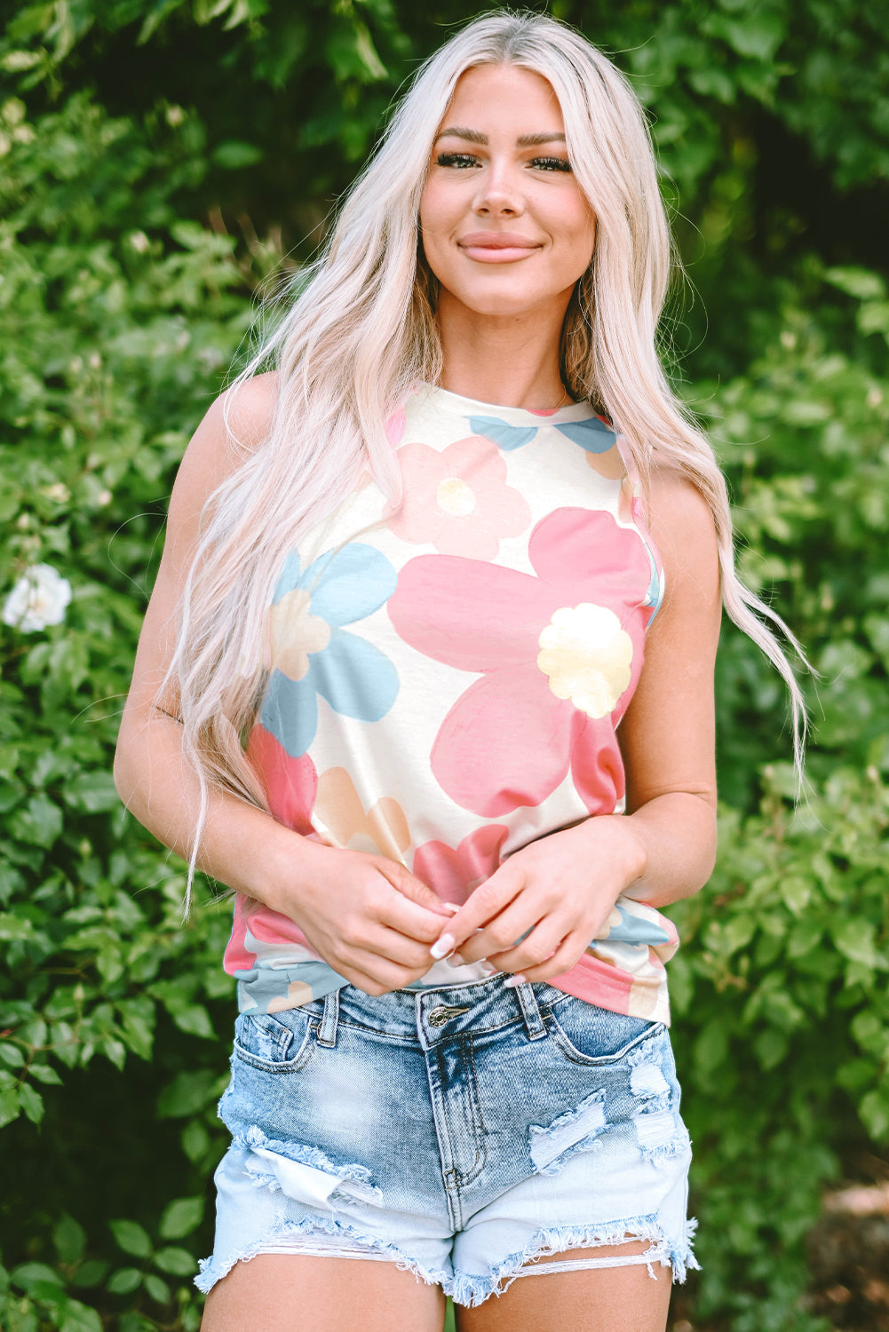 Women's Top with Round Neck Sleeveless Floral-Print