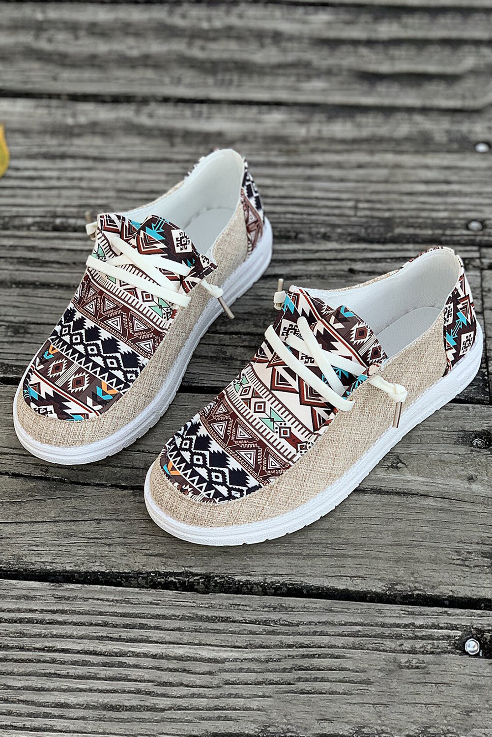 Patchwork Retro Aztec Lace-up Decor Flat Shoes