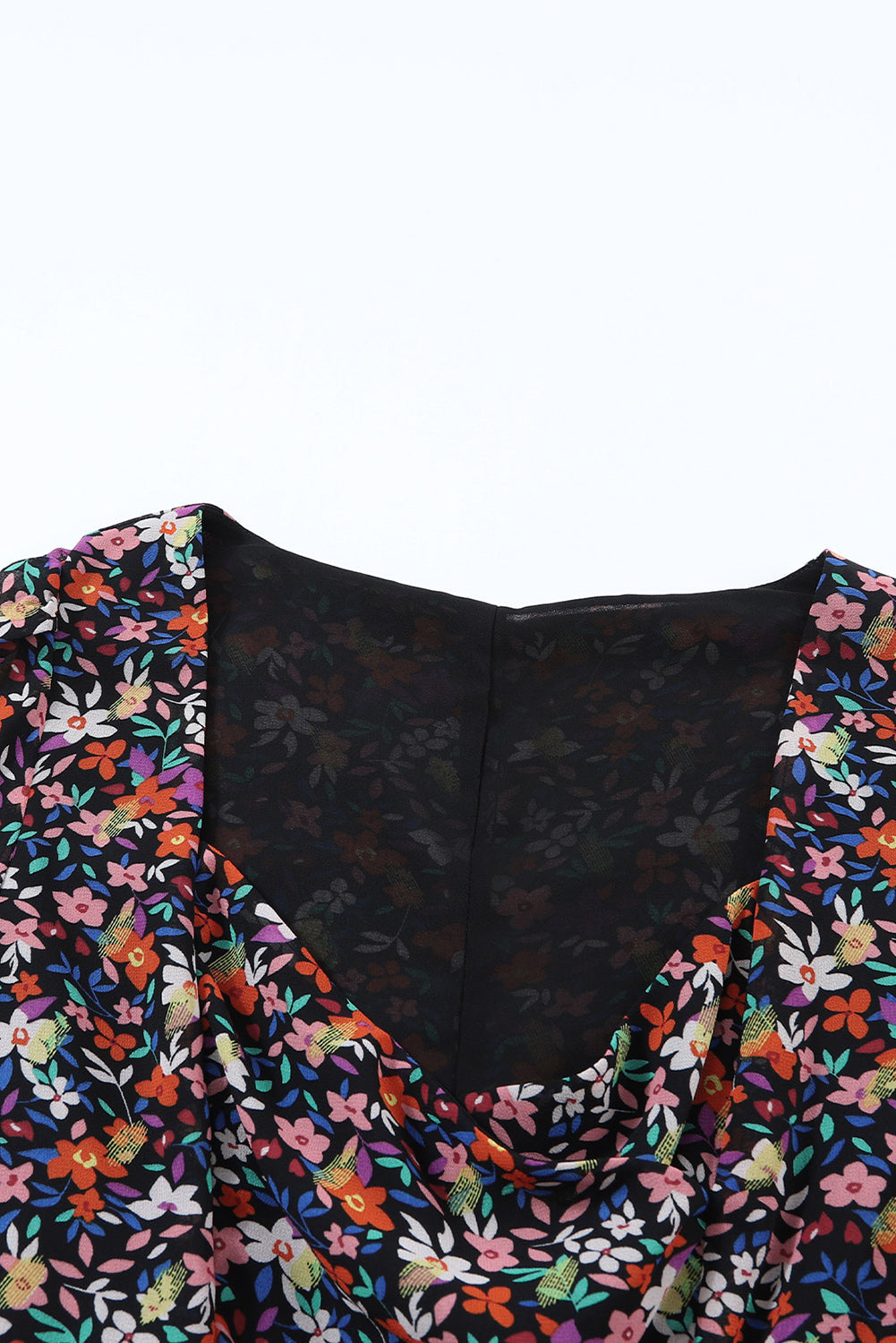 Women's Floral Dresses Featuring Wrapped V Neckline