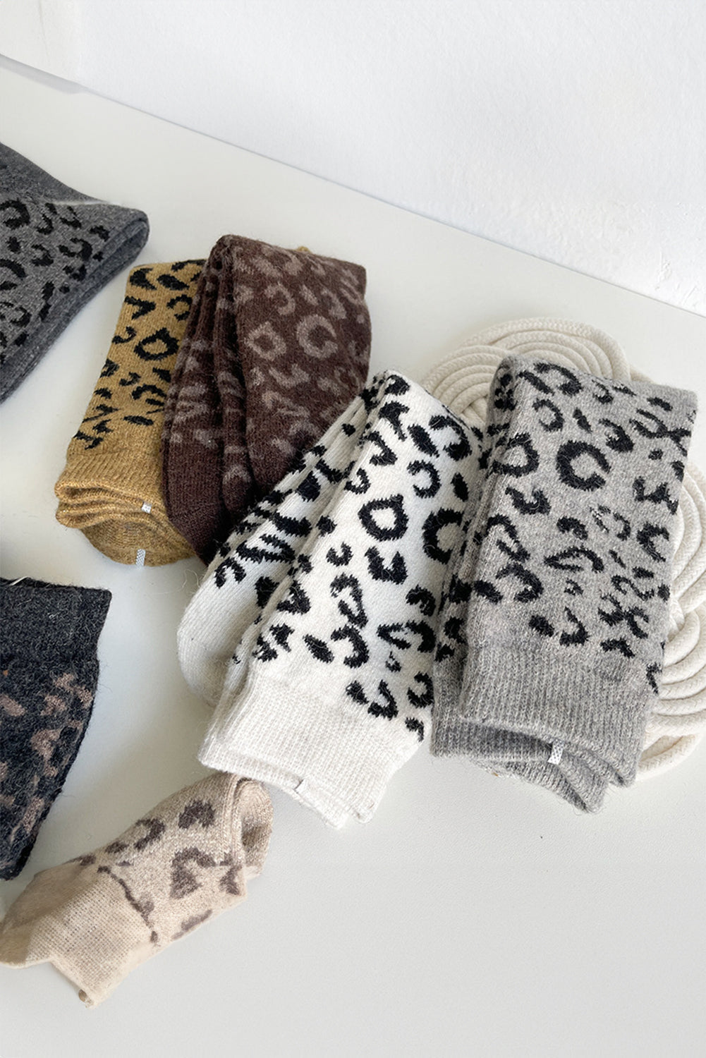 Leopard Rib-Knit Edge Tube Socks