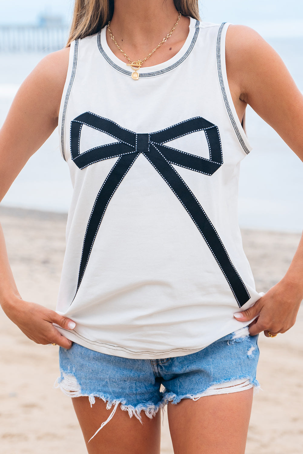 Sweet Bow Stitching Trim Sleeveless Top