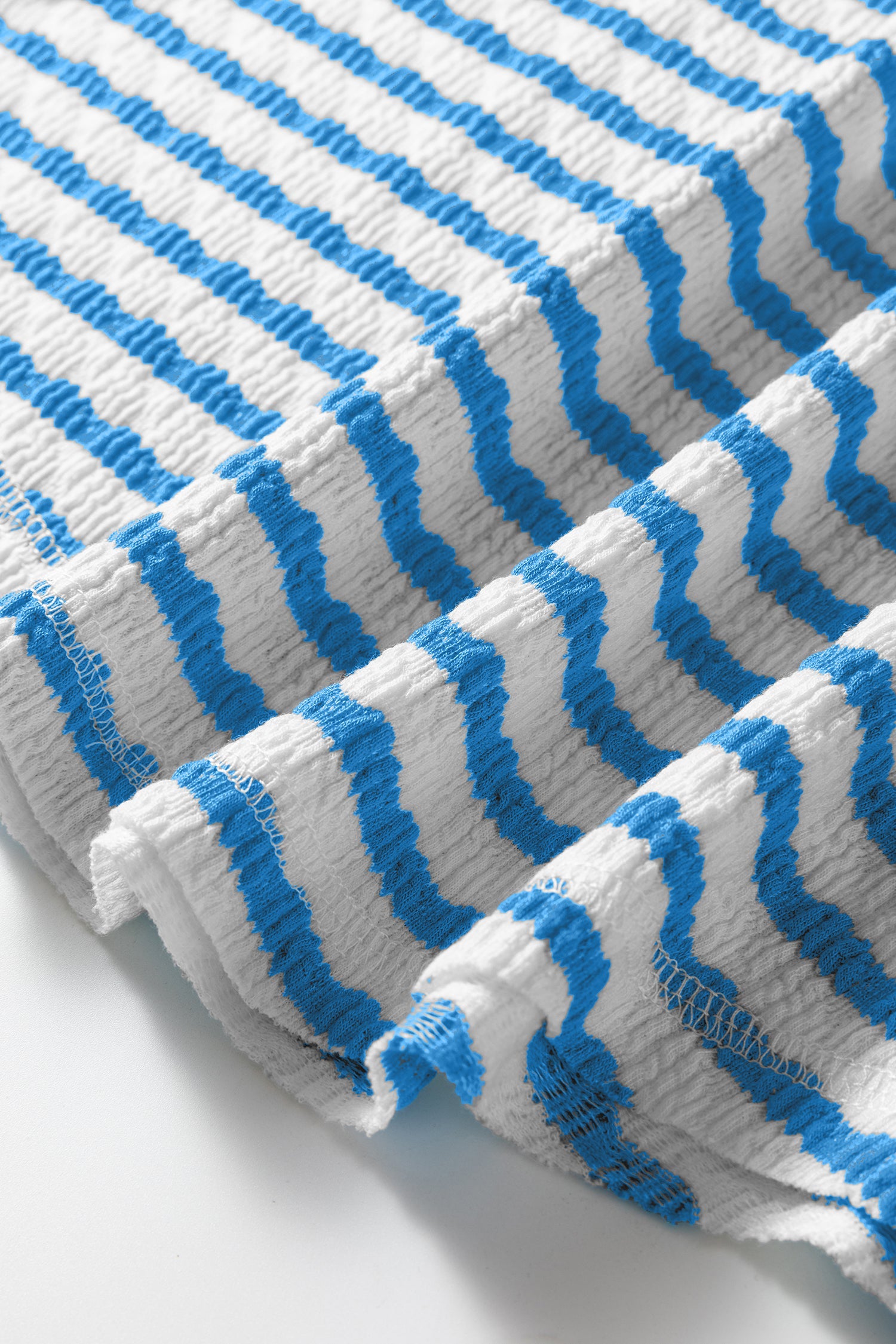 Stripe Textured Short-Sleeved Patchwork T Shirt in Blue