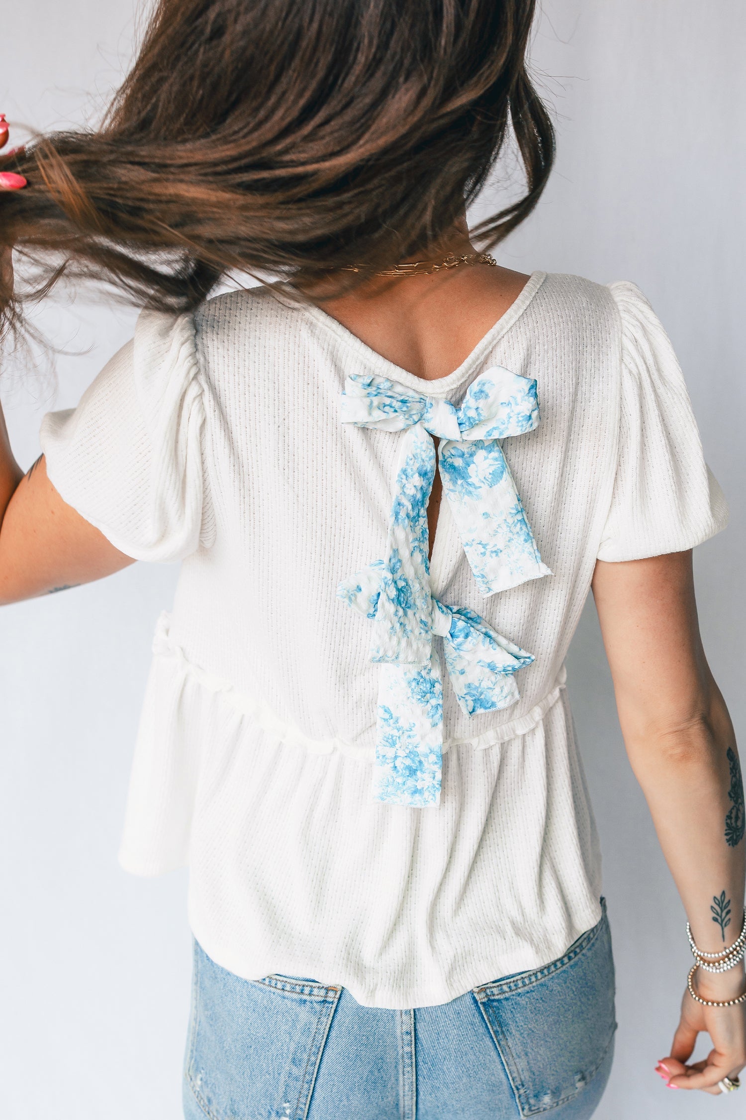 Knit V-Neck Textured V-Neck Short Bubble Sleeve Peplum Top